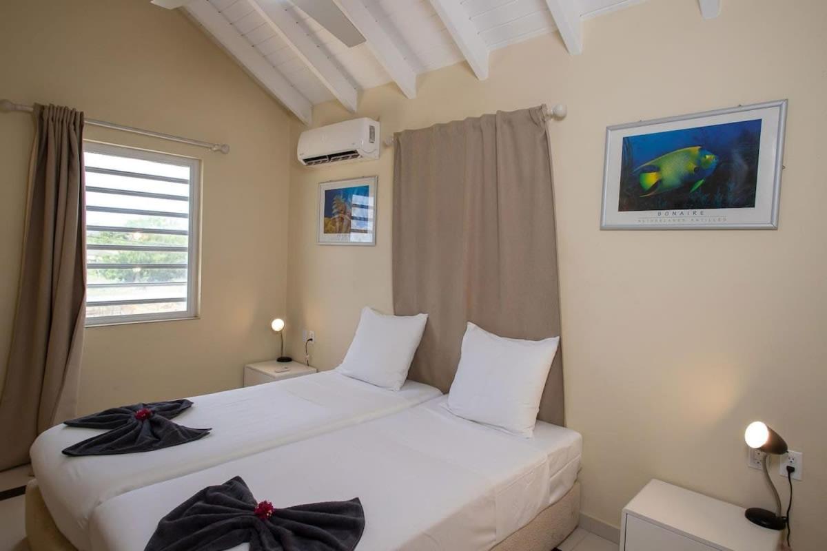 Caracara I1 Relax & Dive Resort Bonaire Village Playa Exterior foto